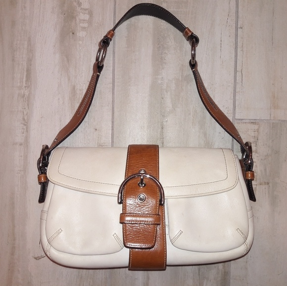 Coach SOHO hobo bag - Picture 2 of 6